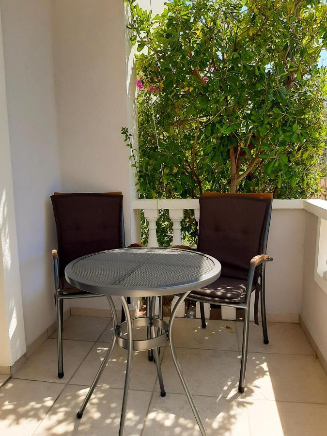 Apartments Stokic Rab Town Exterior foto